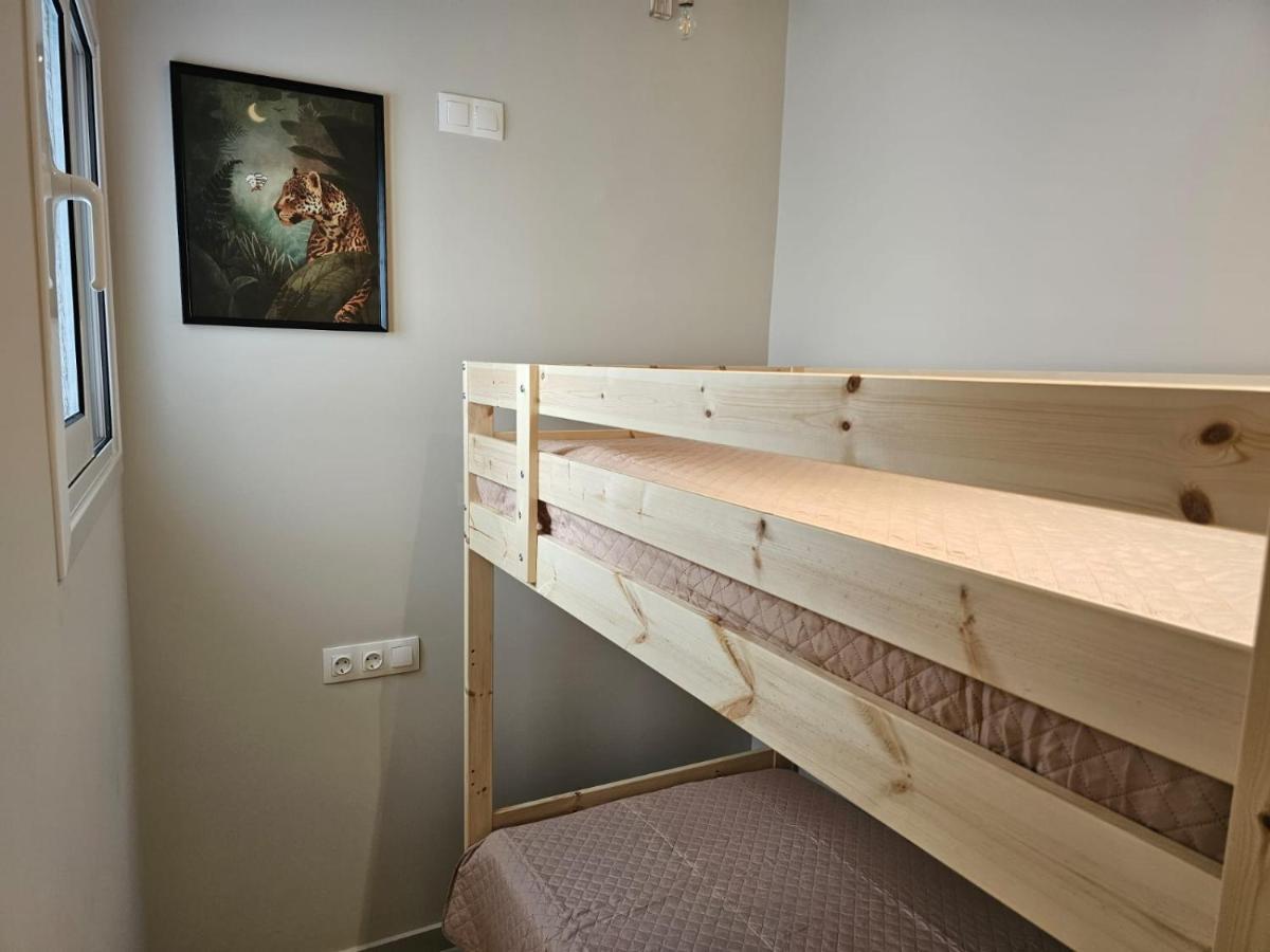 Agora Luxury Apartment 3 Лутраки Екстериор снимка