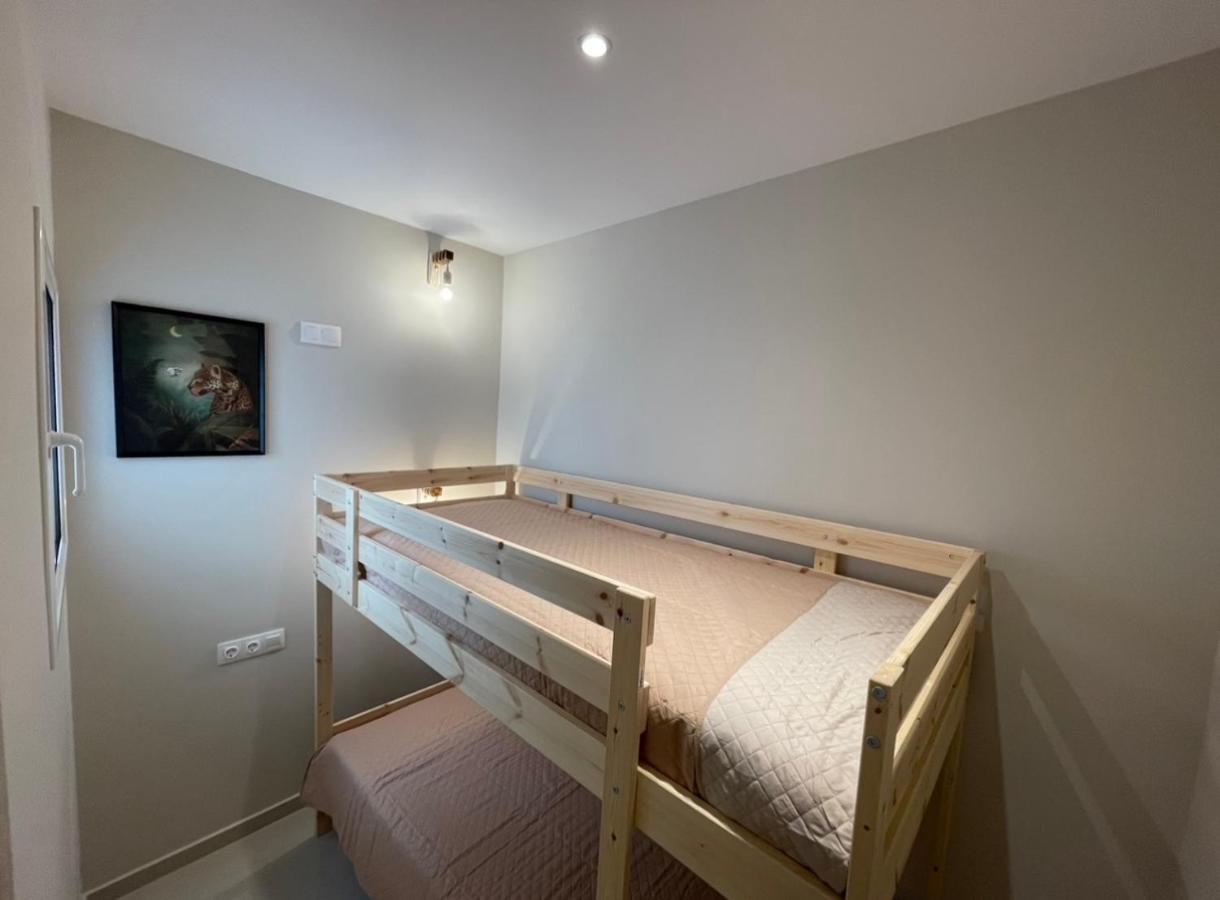 Agora Luxury Apartment 3 Лутраки Екстериор снимка